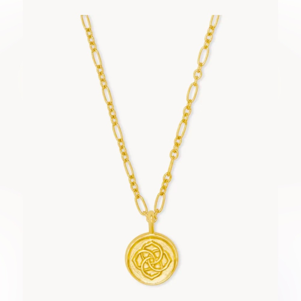 Kendra Scott Dira Coin Pendant in Gold